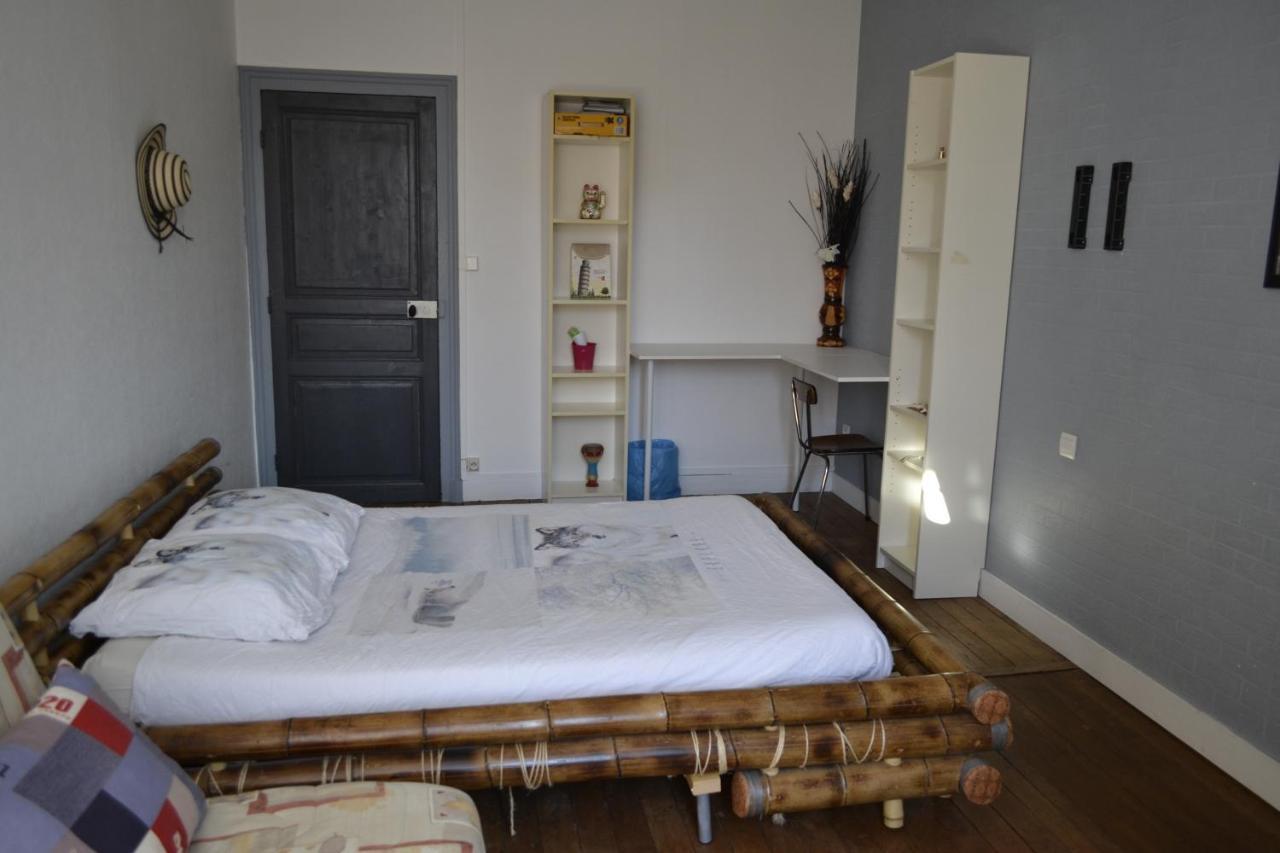 Chambre d'hôte grande suite Chef-Boutonne Exterior foto